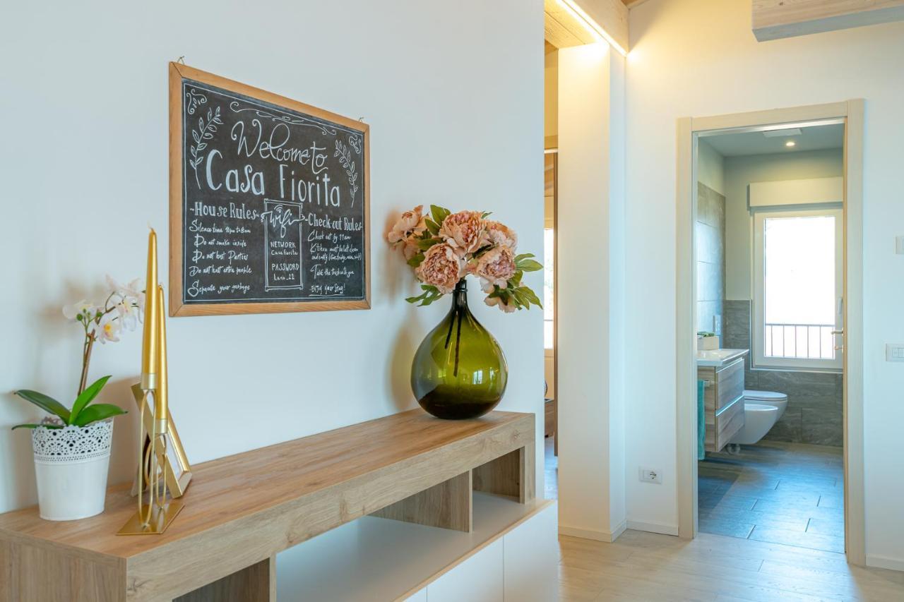 Classy Apartment Wifi, Parking & Stunning View! Acquaseria Exterior foto